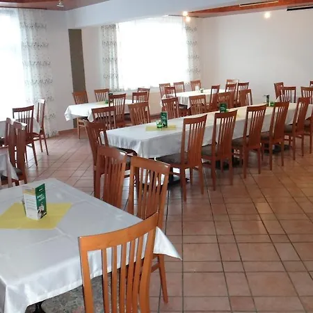 Inn Swirtshaus M&N 3*