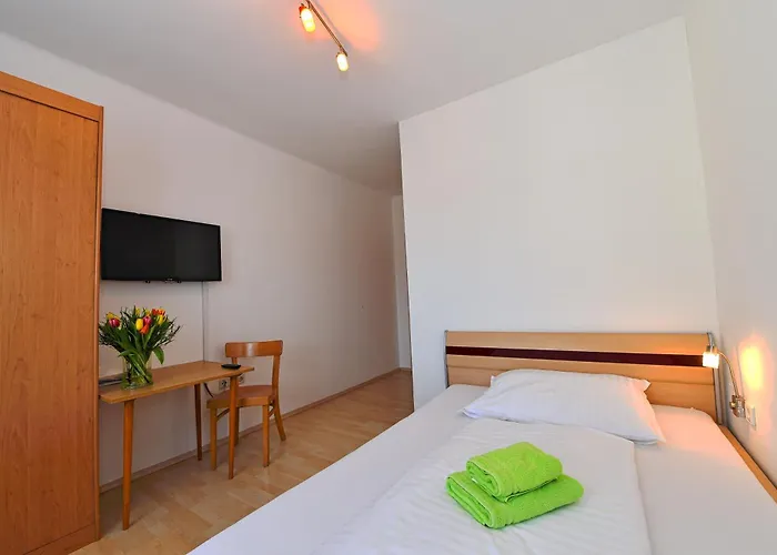 Swirtshaus M&n Мини-отель 3*